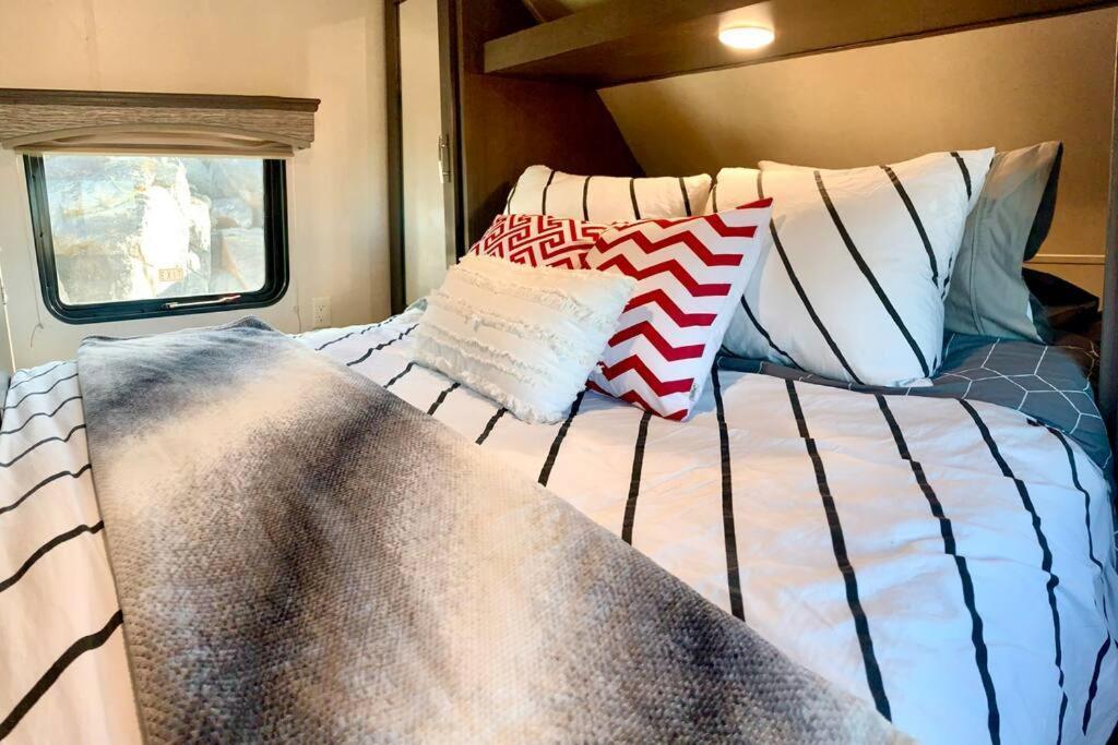 Jthavn Joshua Tree Desert Rv Stargazing Extérieur photo